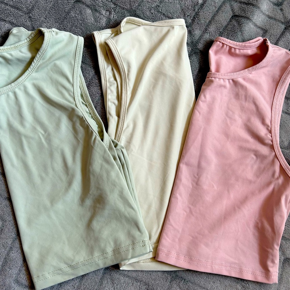 Pastel cropped tank tops bundle